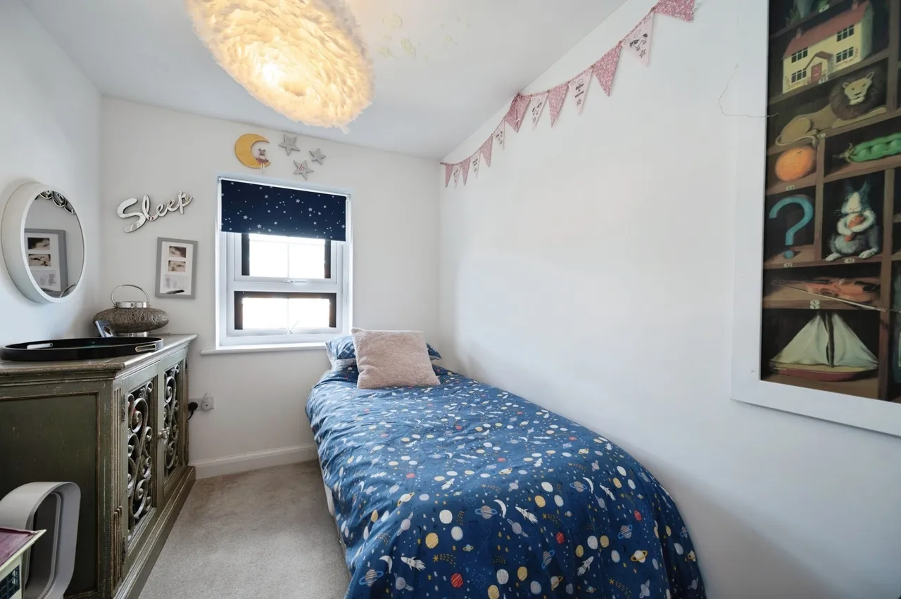Temple Road, Hayling Island, PO11, photo 10
