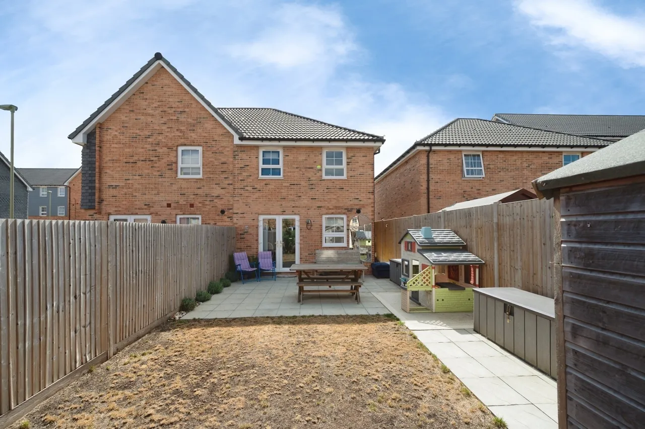 Temple Road, Hayling Island, PO11, photo 6