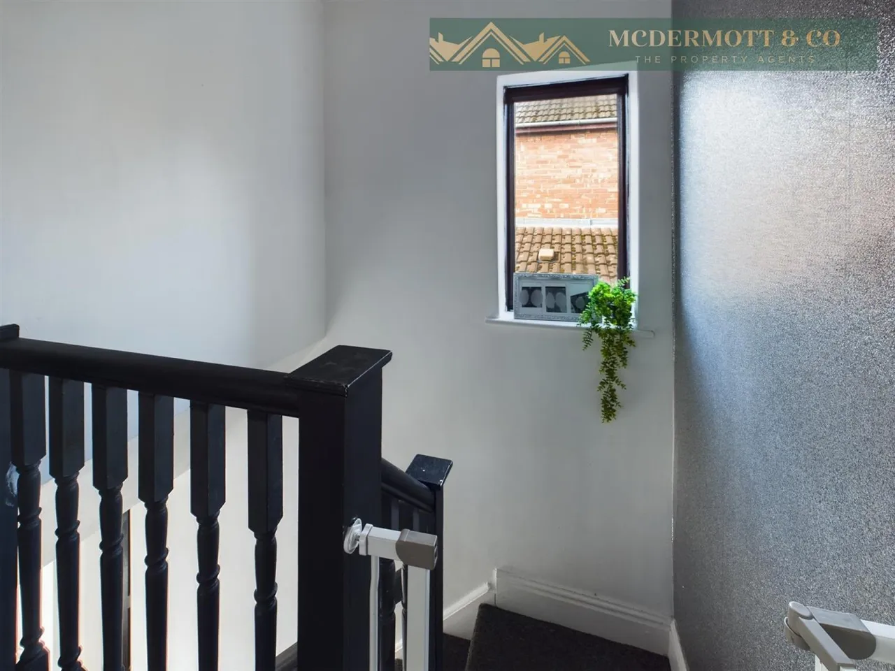 Silverstone Drive, Clayton Bridge, M40, photo 17