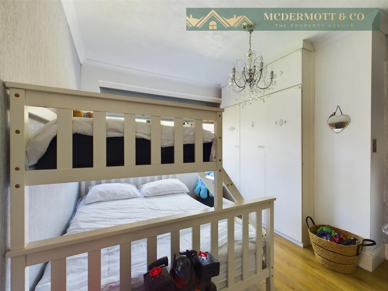 Silverstone Drive, Clayton Bridge, M40, photo 19