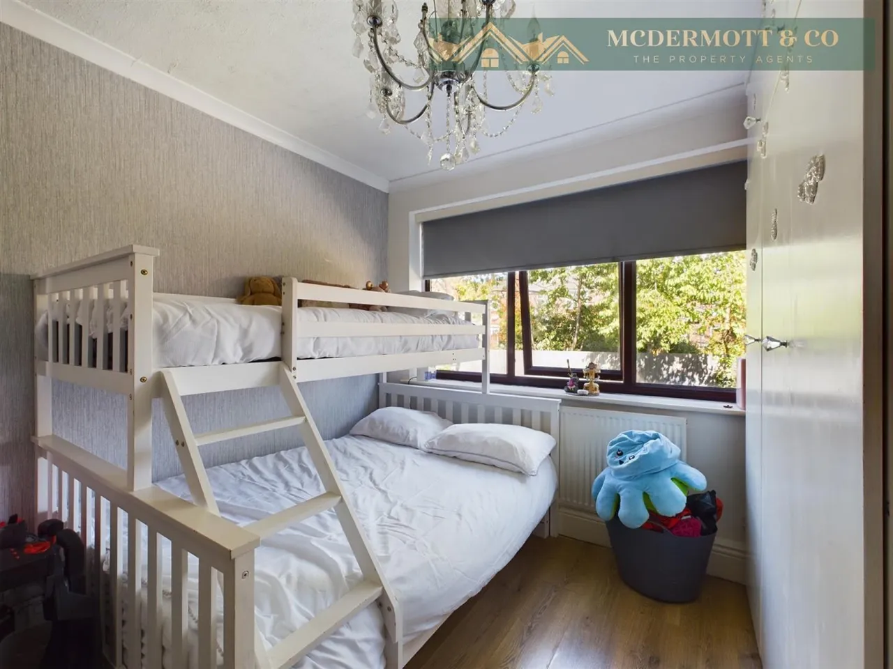 Silverstone Drive, Clayton Bridge, M40, photo 6
