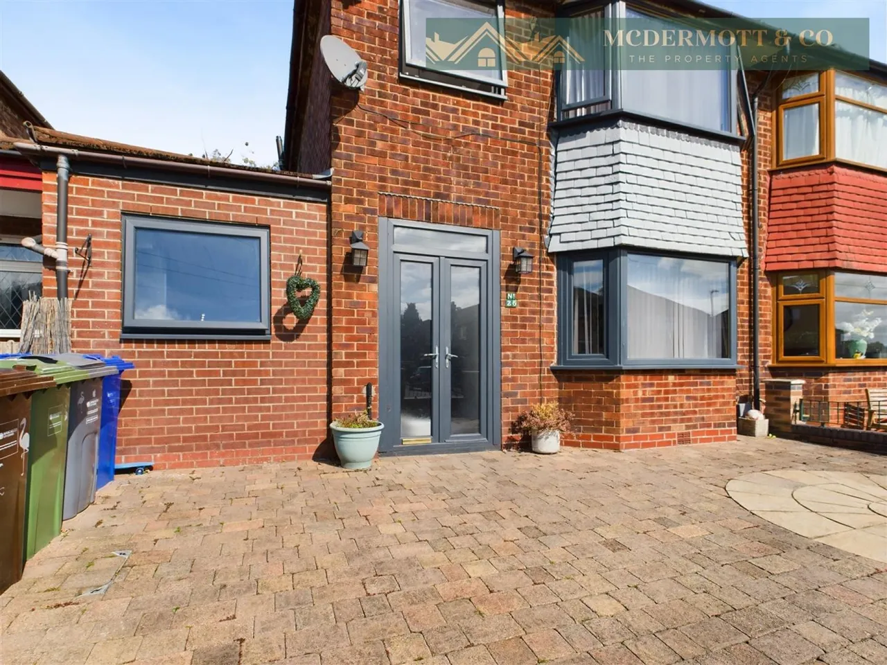 Silverstone Drive, Clayton Bridge, M40, photo 10