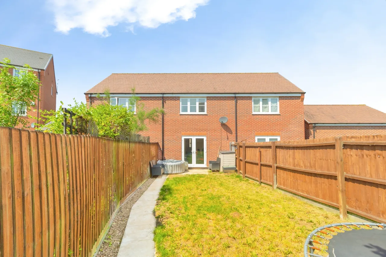 Cordelia Drive, Leicester, LE4, photo 11