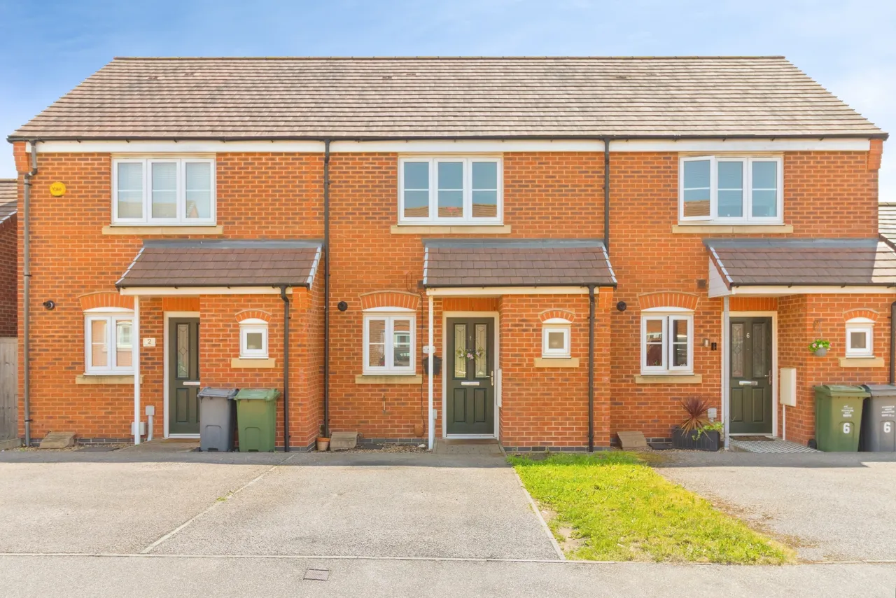 2 bed house for sale, Cordelia Drive, Leicester, LE4