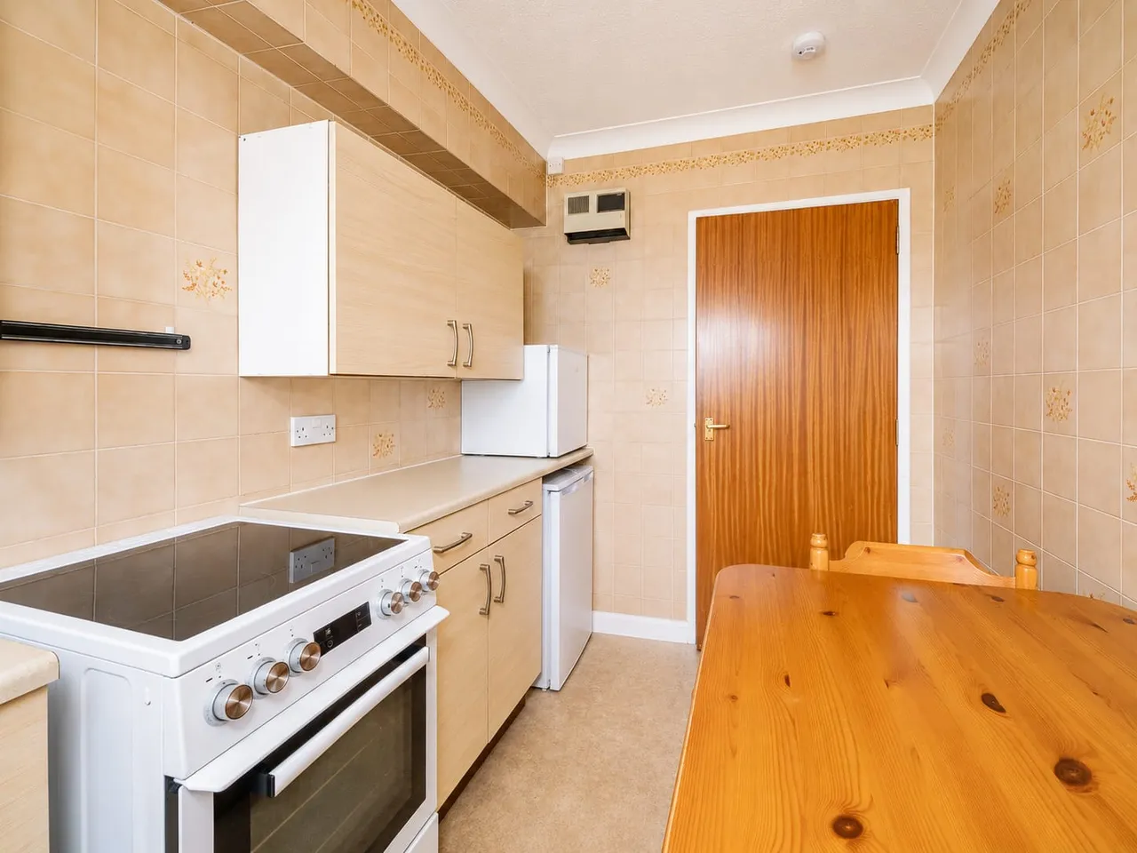 Hometay House, 2 High Street, Monifieth, DD5 4BN, photo 5