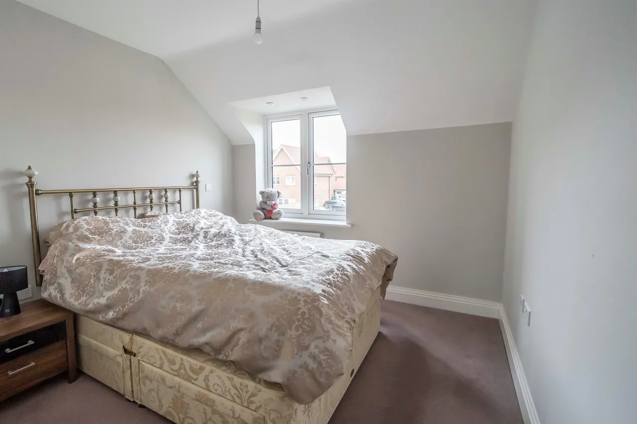 Weik Meadow, Aston Clinton, HP22, photo 9
