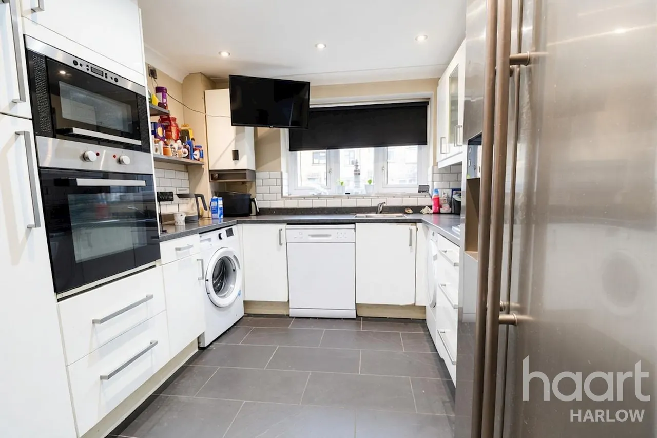Hull Grove, Harlow, CM19, photo 7