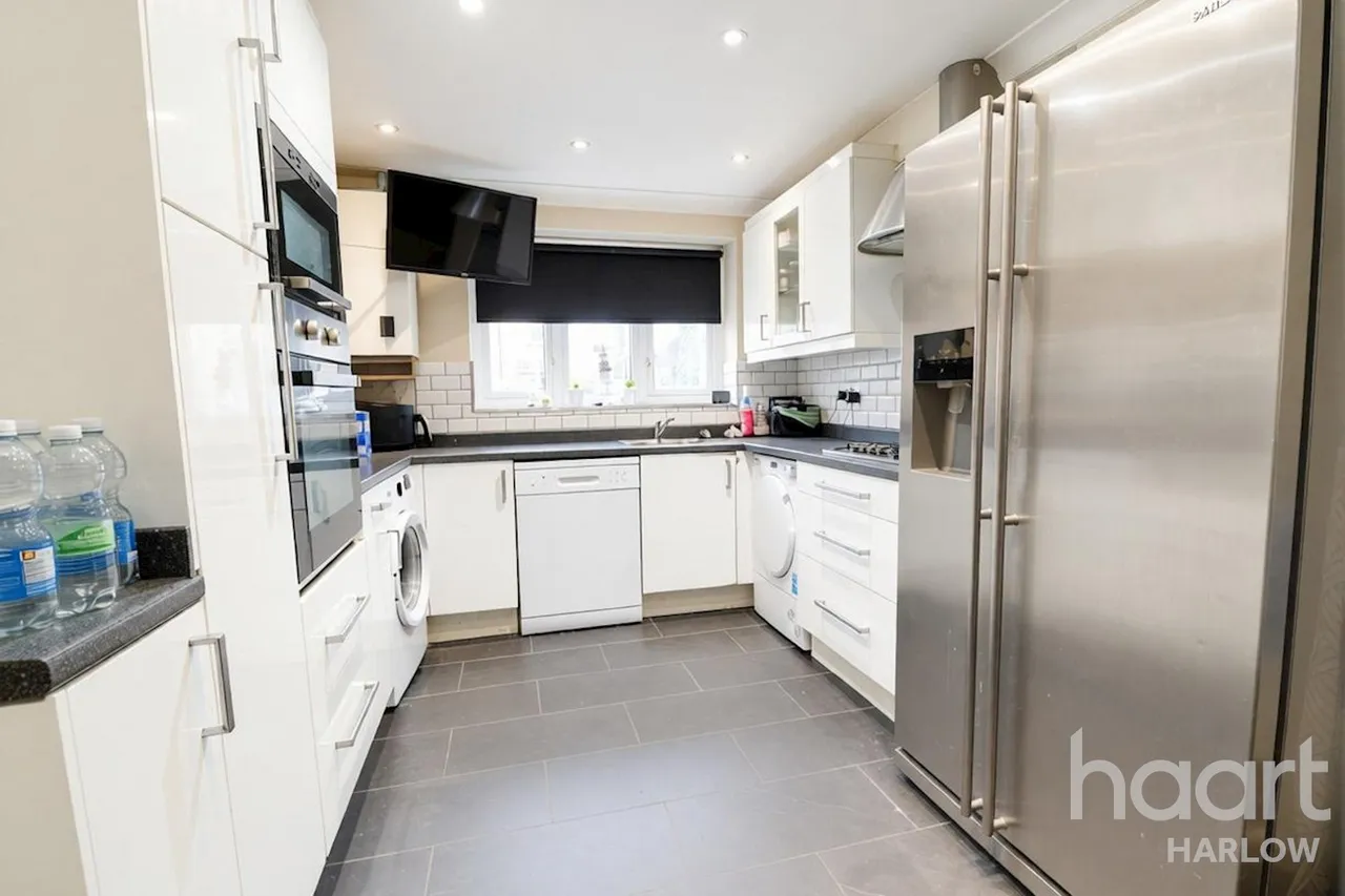 Hull Grove, Harlow, CM19, photo 3