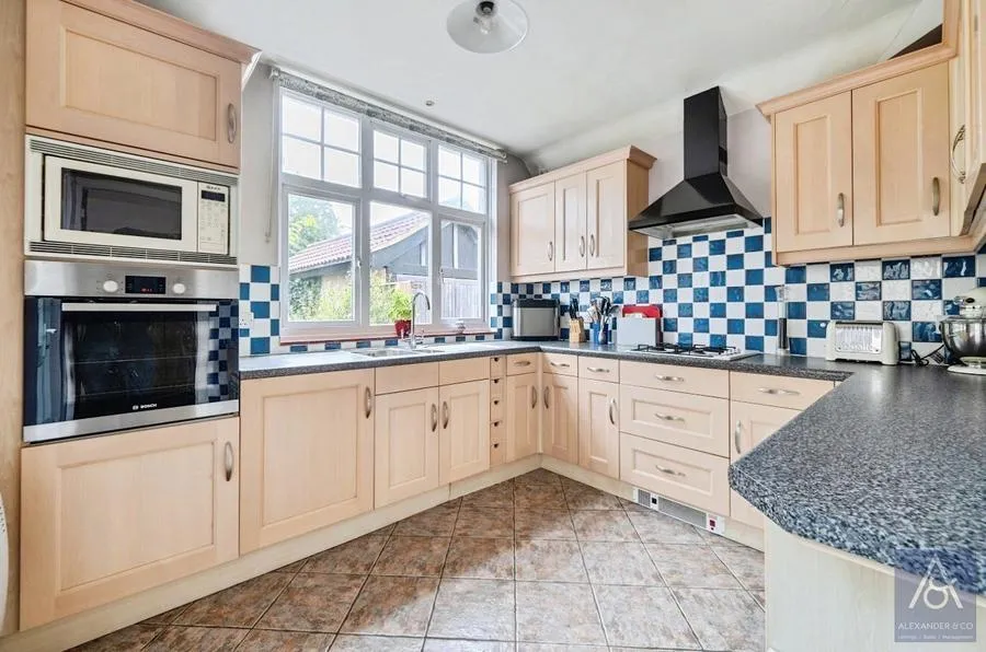 Gawcott Road, Buckingham, MK18, photo 4