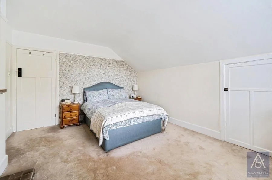 Gawcott Road, Buckingham, MK18, photo 16