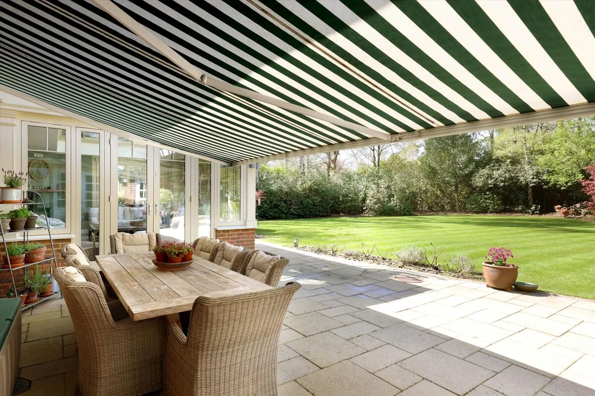 Abbots Drive, Virginia Water, GU25, photo 17