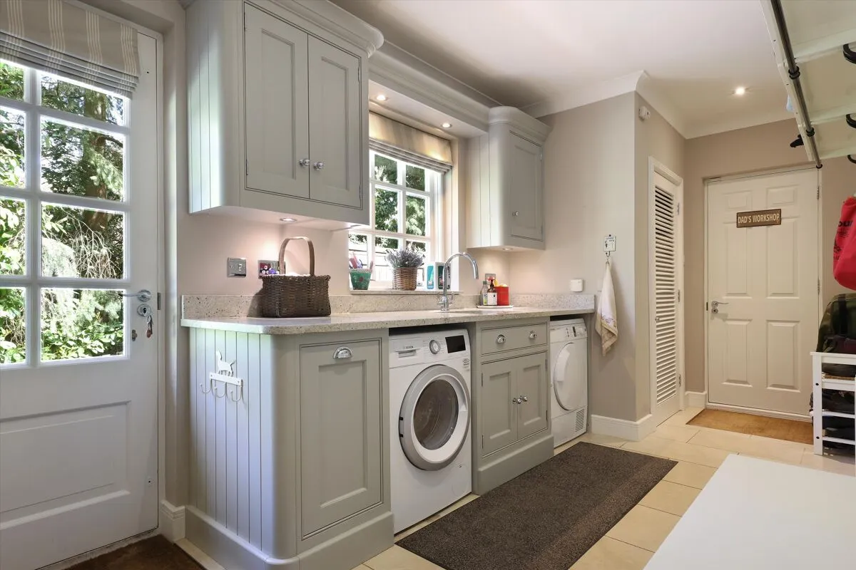 Abbots Drive, Virginia Water, GU25, photo 8