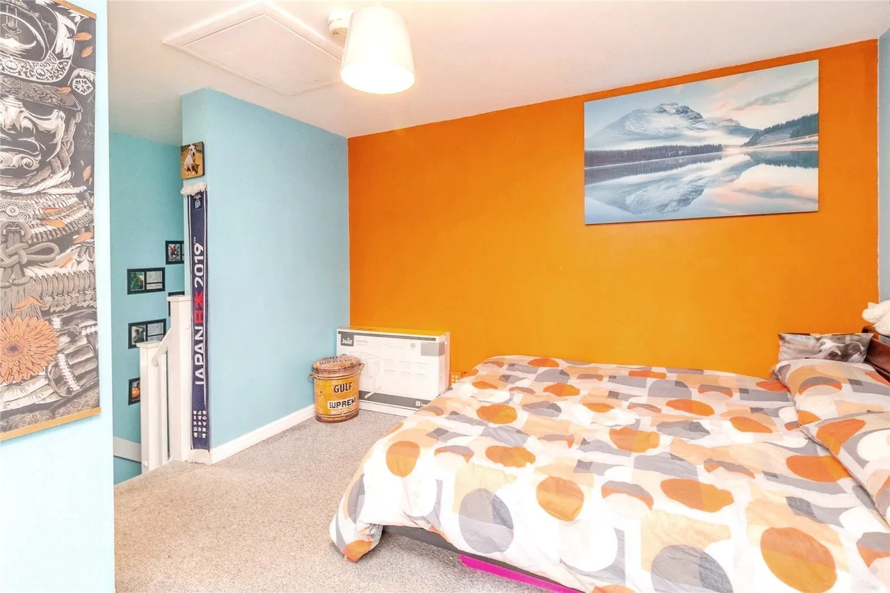 Warwick Avenue, Broughton, MK10, photo 11