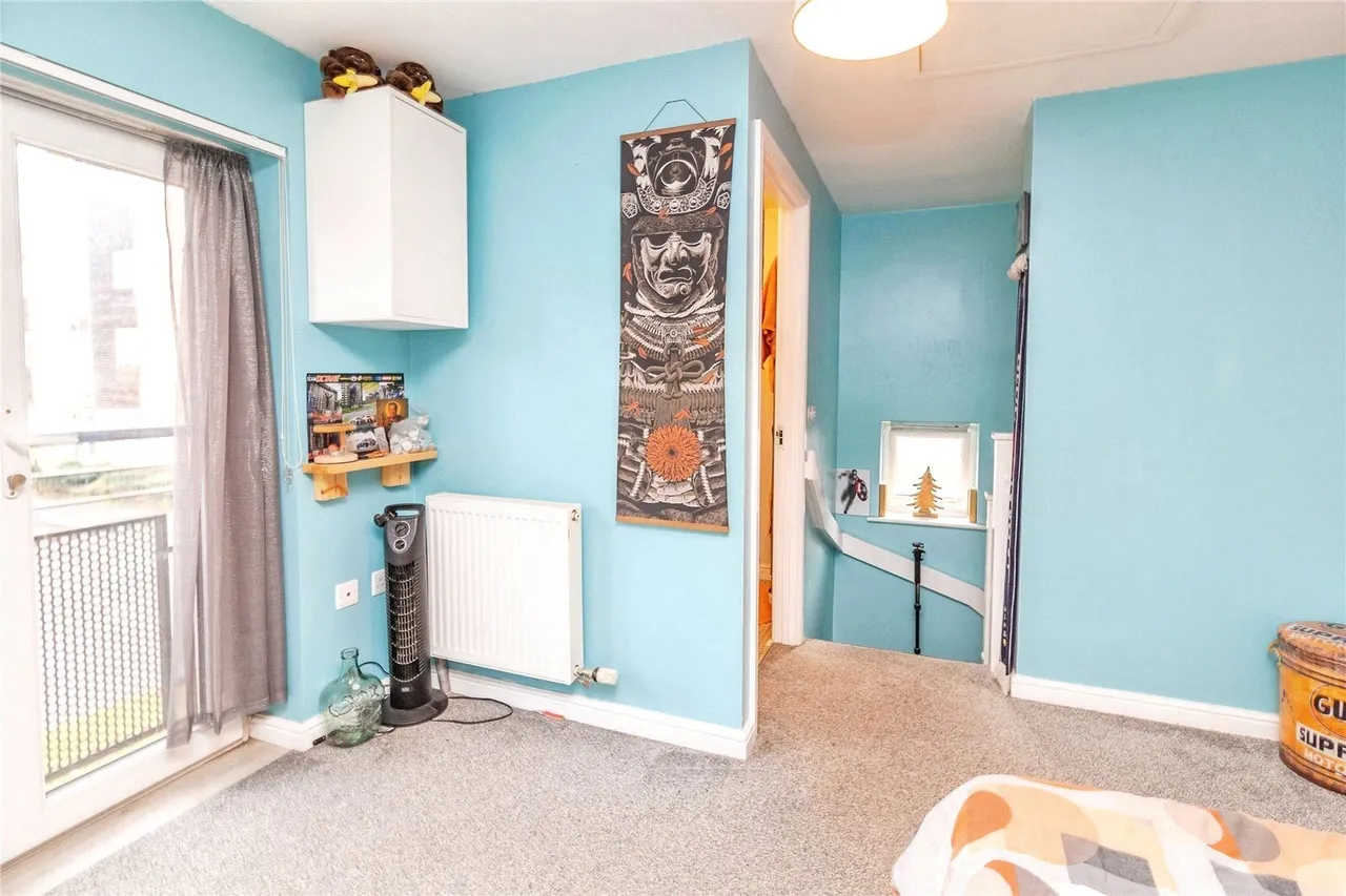 Warwick Avenue, Broughton, MK10, photo 13