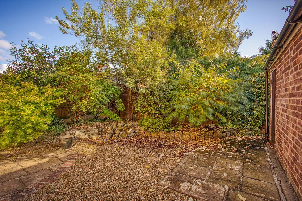Darwin Road, Mickleover, photo 10