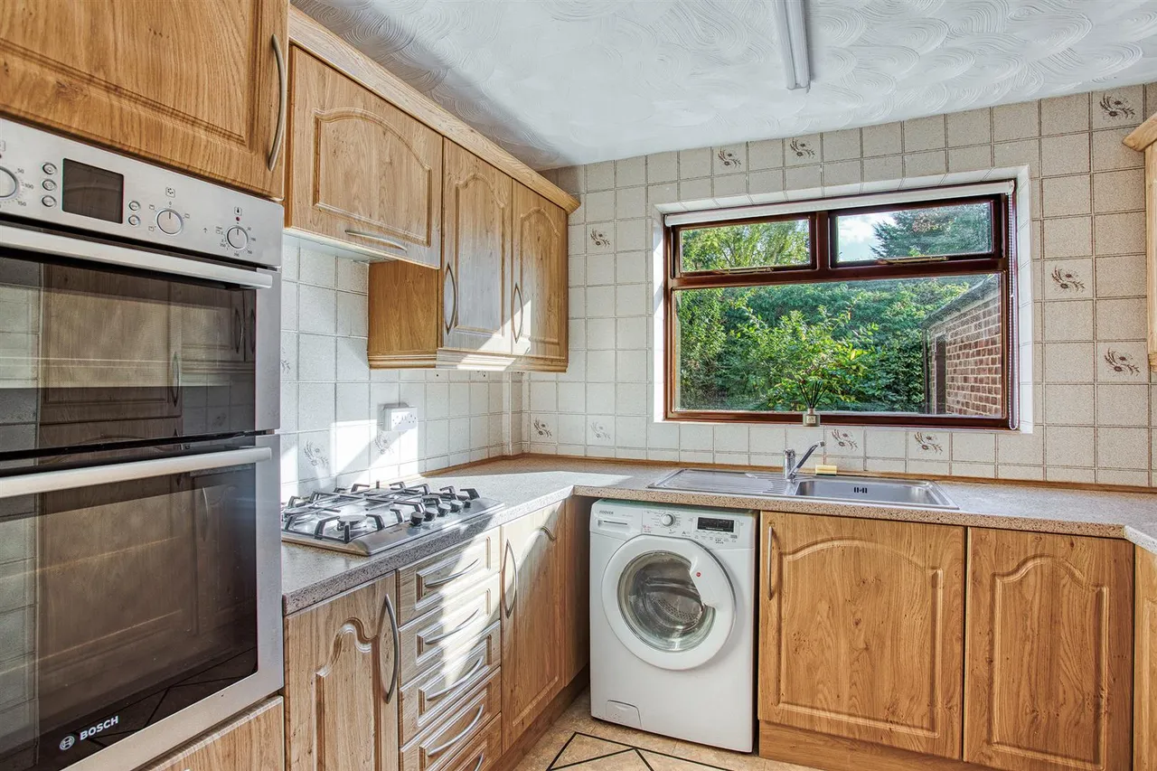 Darwin Road, Mickleover, photo 2