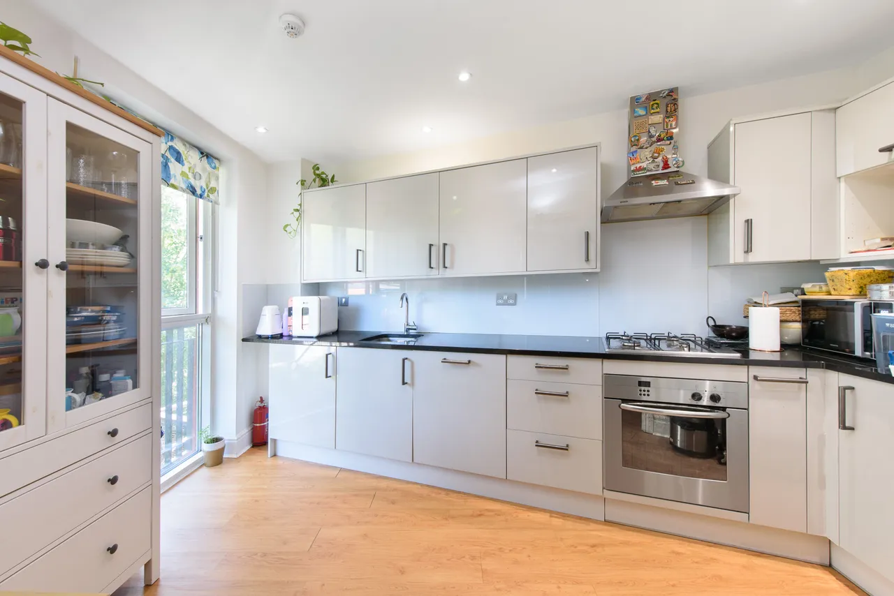 137 Westfield, 15 Kidderpore Avenue, London, photo 7