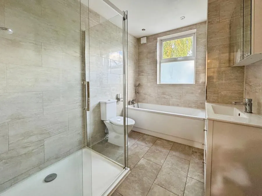 Pinions Road, High Wycombe, HP13, photo 8