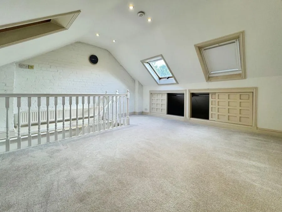 Pinions Road, High Wycombe, HP13, photo 10