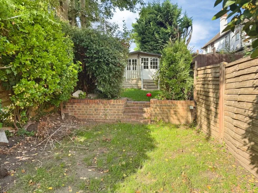 Pinions Road, High Wycombe, HP13, photo 12