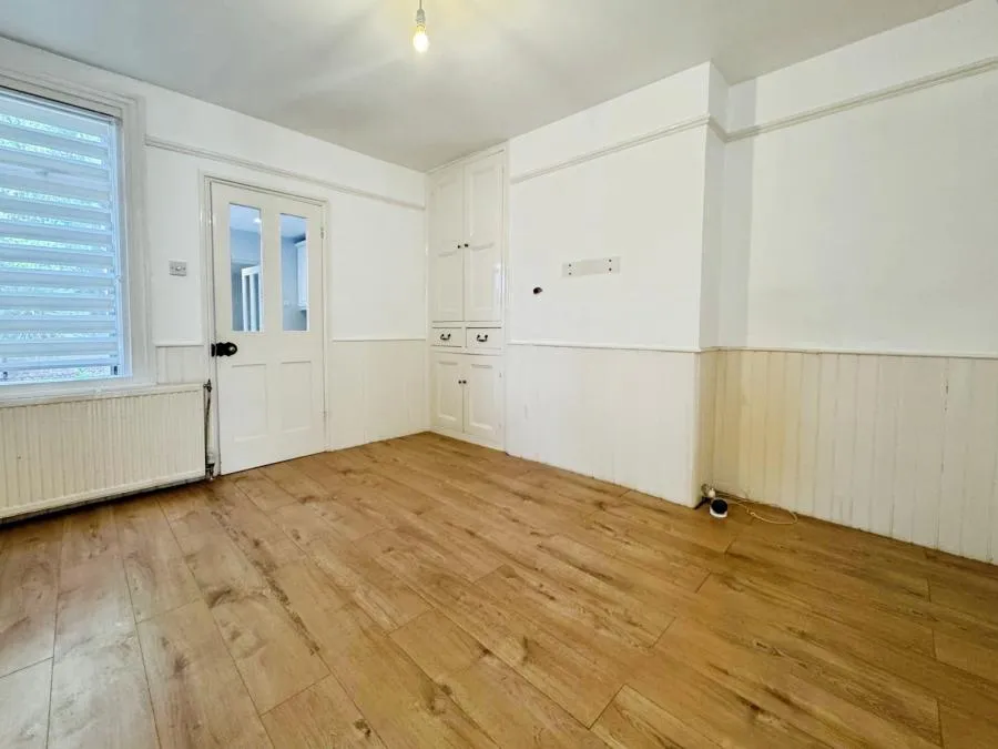 Pinions Road, High Wycombe, HP13, photo 6
