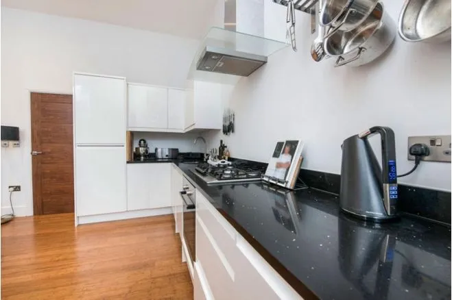 Axminster Road, London, N7, photo 7