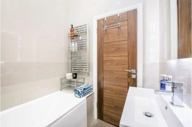 Axminster Road, London, N7, photo 13