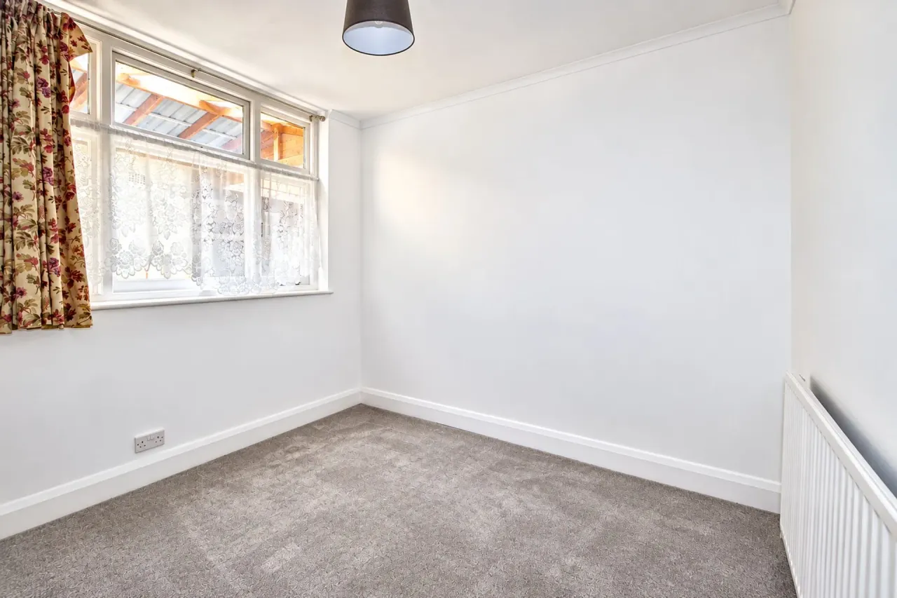 Ainsley Avenue, Romford, RM7, photo 5