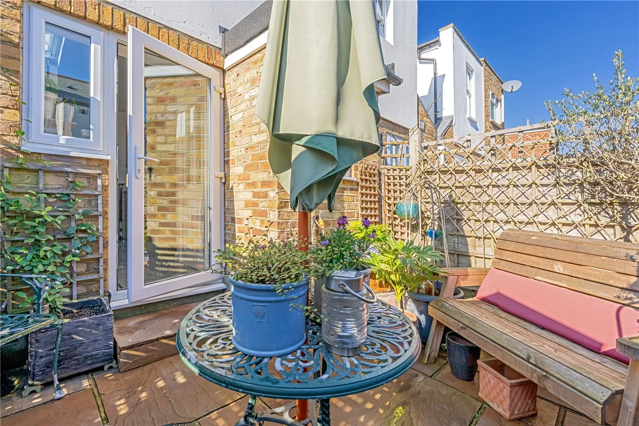 Norcutt Road, Twickenham, TW2 6SR, photo 2