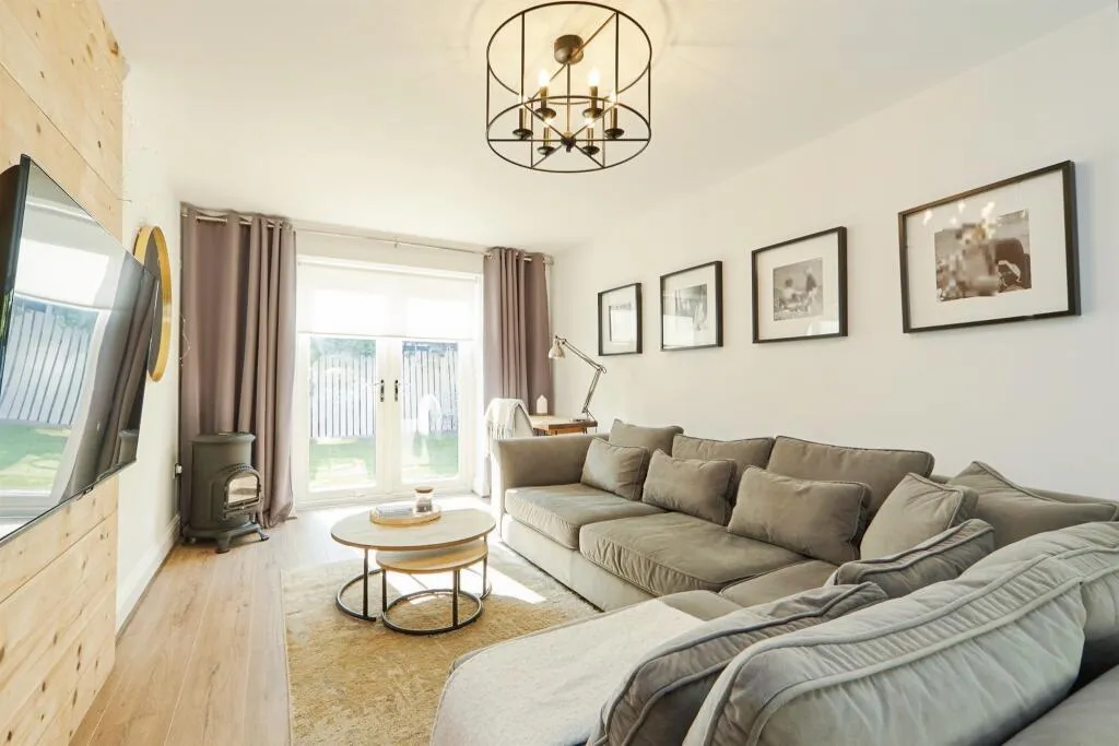 Woodland View, Pudsey, LS28, photo 3