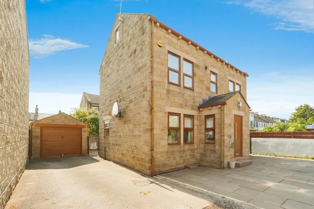 4 bed house for sale, Woodland View, Pudsey, LS28