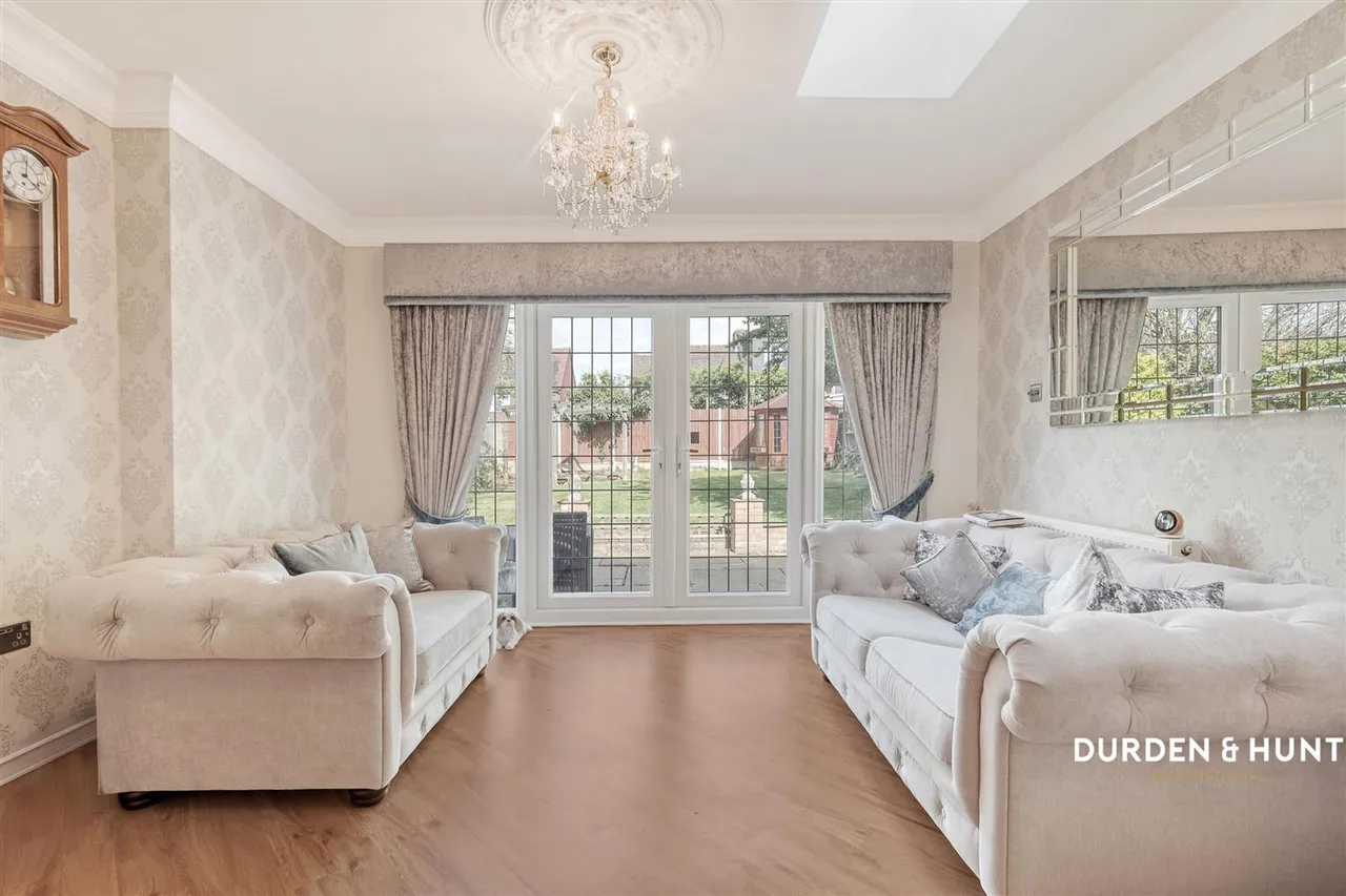 Nelwyn Avenue, Hornchurch, RM11, photo 4
