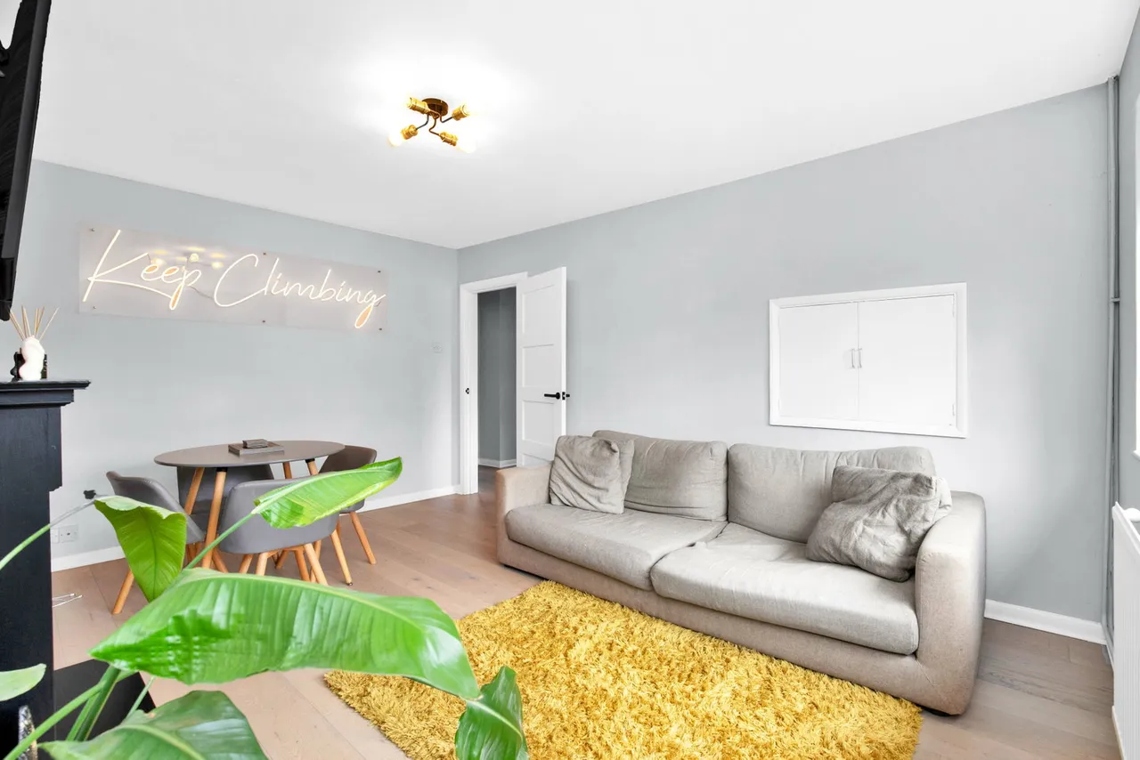 Prospect Road, Farnborough, GU14 8LA, photo 5