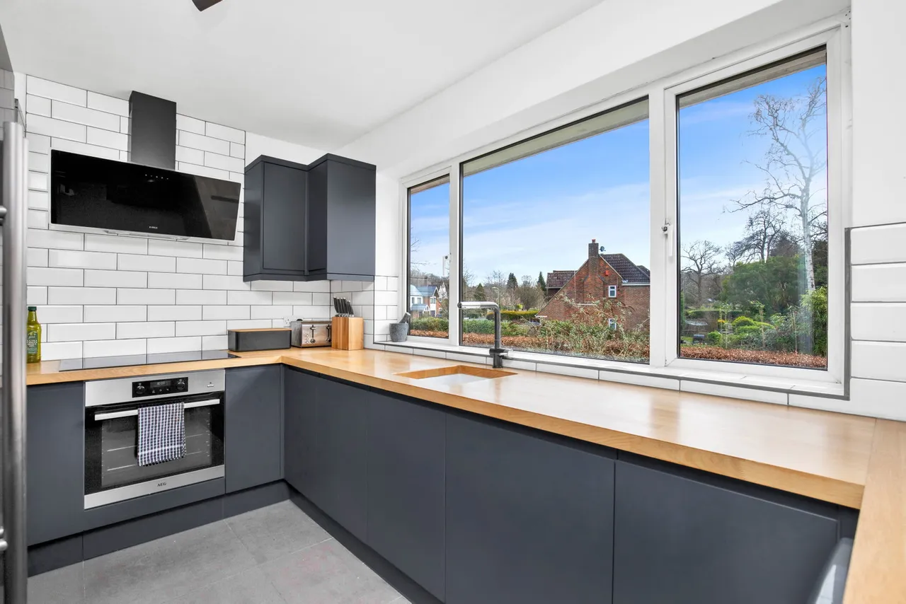 Prospect Road, Farnborough, GU14 8LA, photo 7