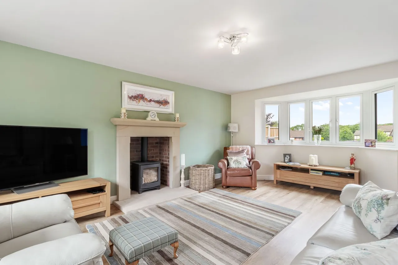 Chessington Close, Appleton, Warrington, Warrington, WA4 5HG, photo 5