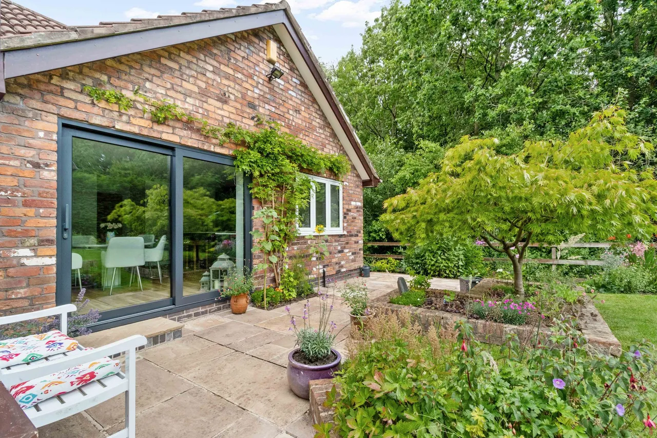 Chessington Close, Appleton, Warrington, Warrington, WA4 5HG, photo 23
