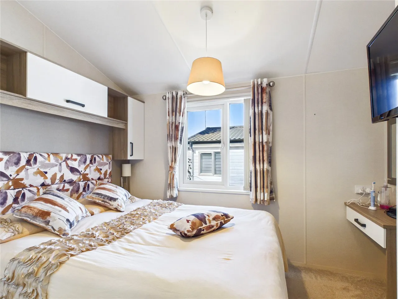 Straight Road, East Bergholt, CO7, photo 11