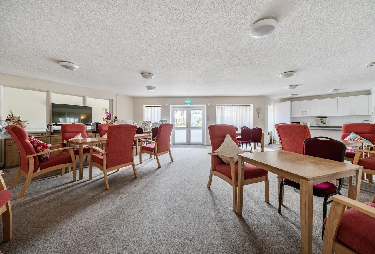 Rectory Court, Cheltenham, Churchfield, GL52 8LJ, photo 8