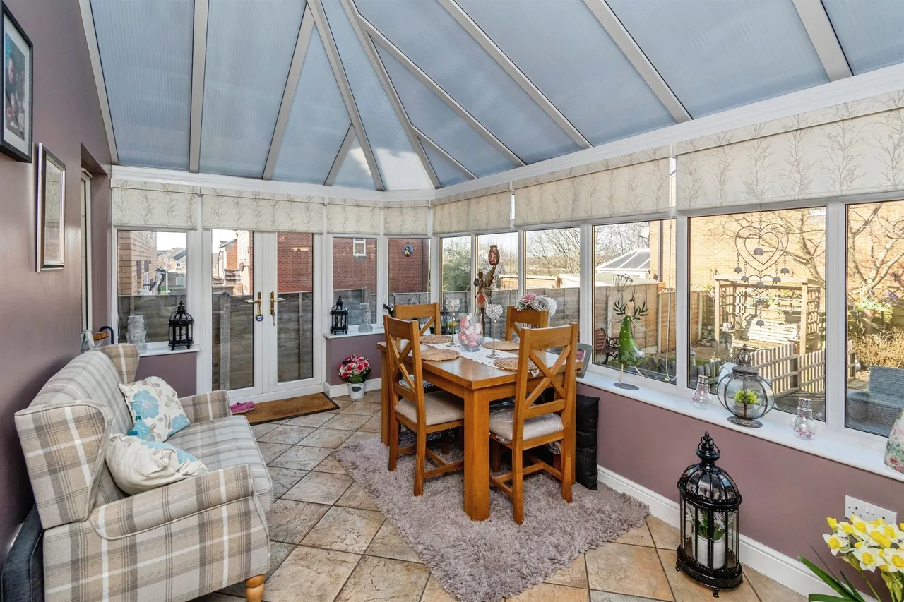 Holt Crescent, Cannock, WS11, photo 6
