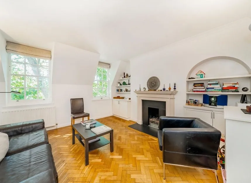 3 bed flat to rent — Holland Street, Kensington, W8