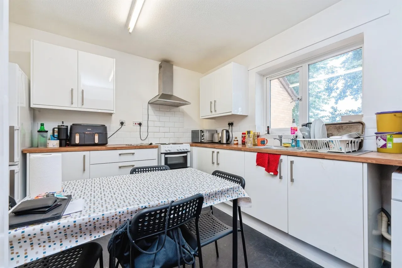 Margery Wood, Welwyn Garden City, photo 4