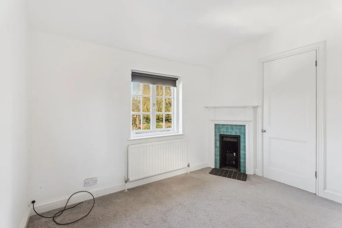 Uxbridge Road, Pinner, HA5, photo 10