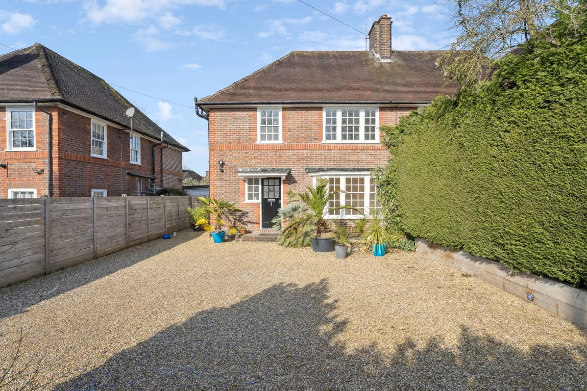 Uxbridge Road, Pinner, HA5, photo 25