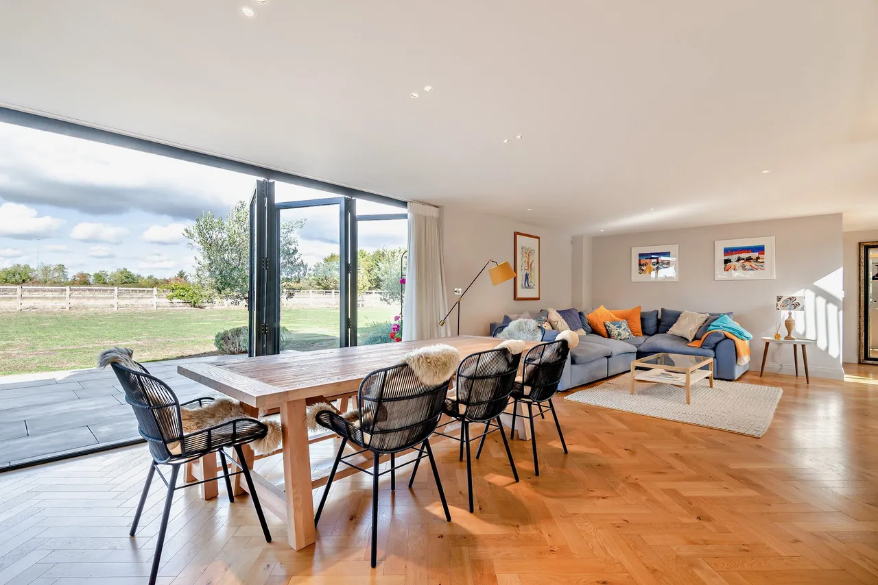 Bracknell Road, Warfield, RG42, photo 4