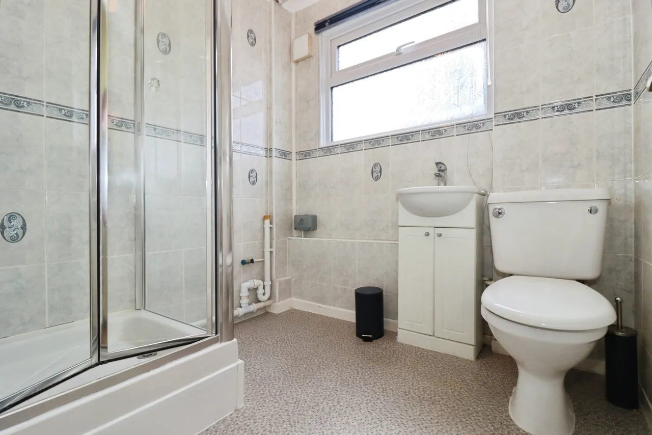 Fairford Crescent, Patchway, BS34, photo 14
