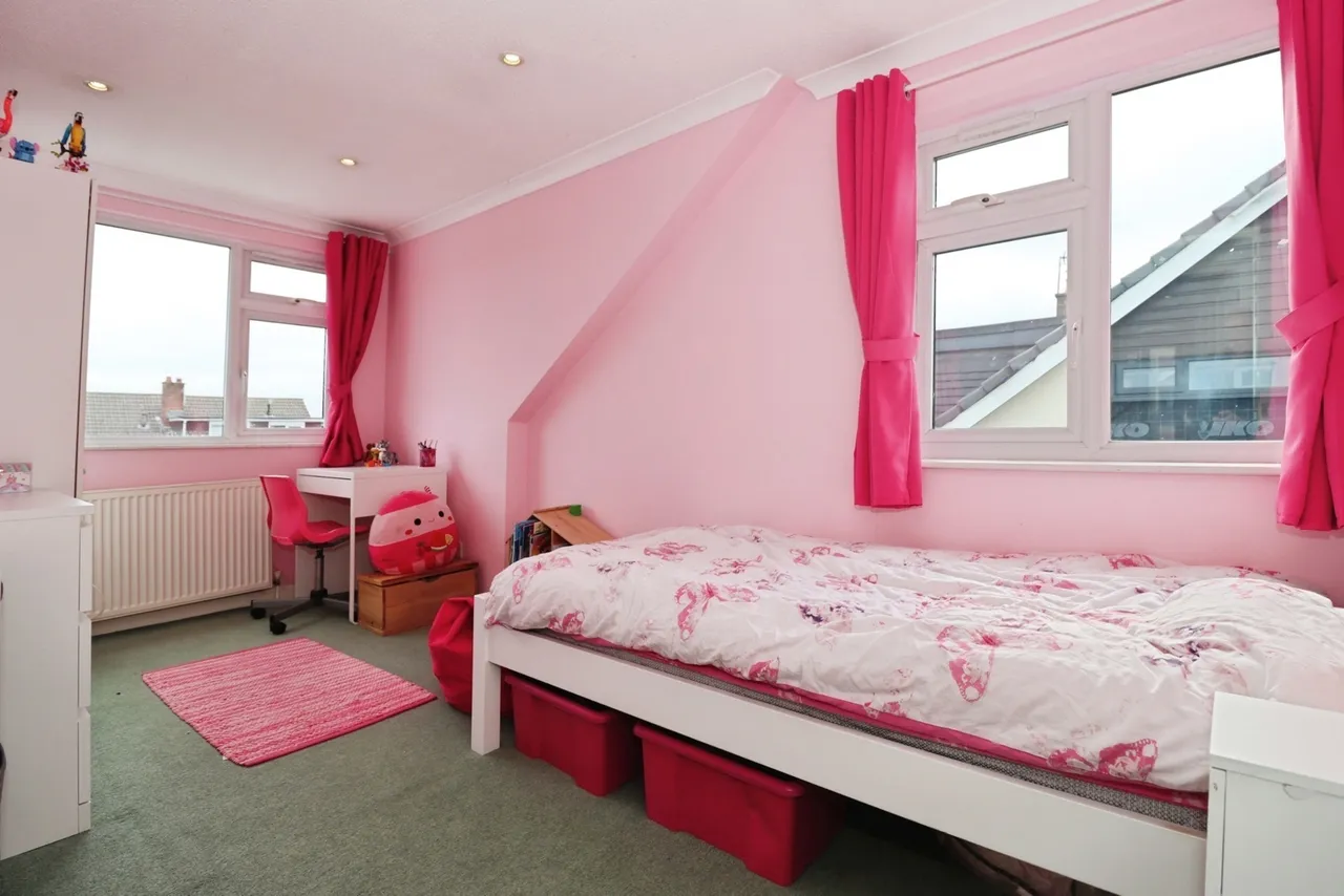 Fairford Crescent, Patchway, BS34, photo 19