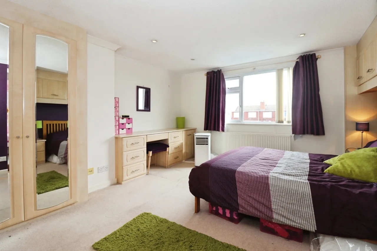Fairford Crescent, Patchway, BS34, photo 13