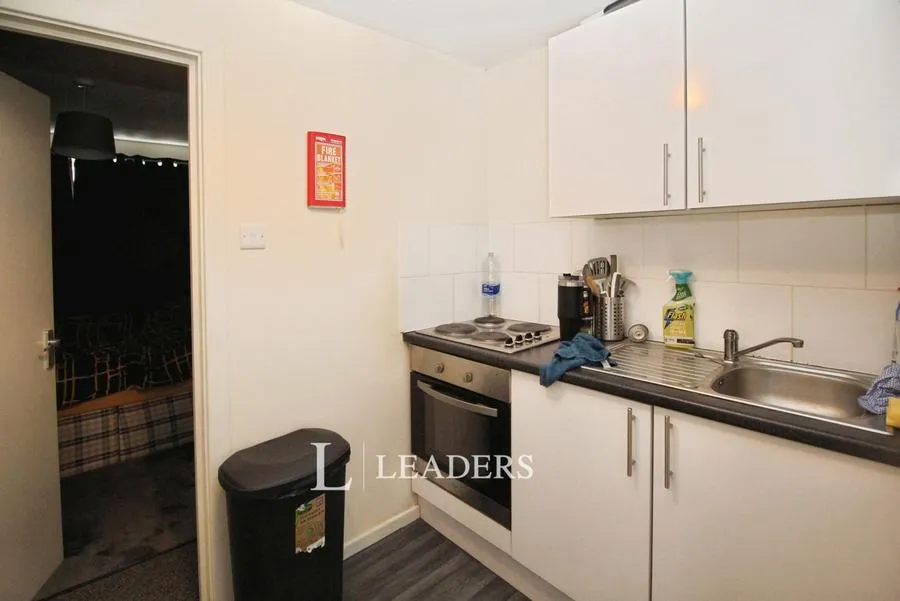 Appleyard Place, Oldbrook, MK6, photo 4