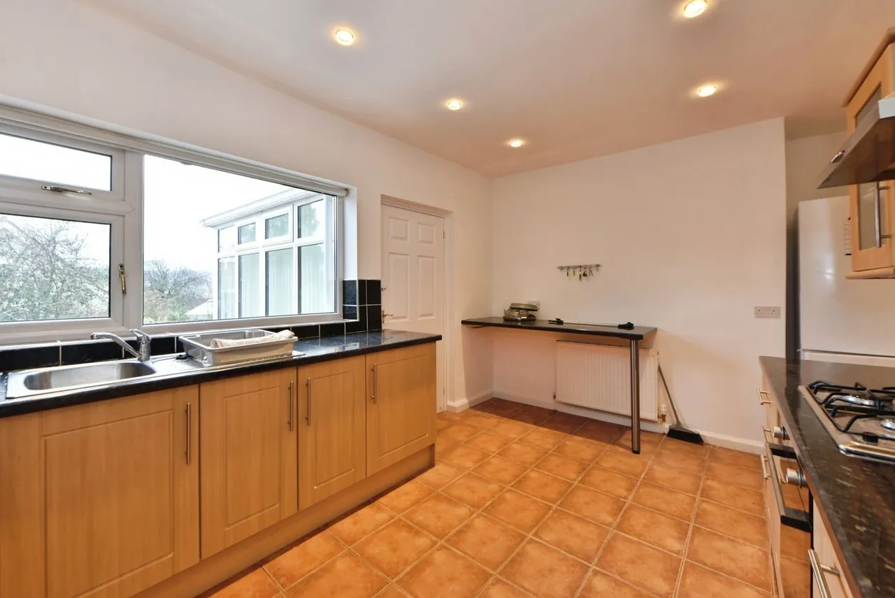 Lower Strines Road, Marple, Stockport, Greater Manchester, SK6, photo 5