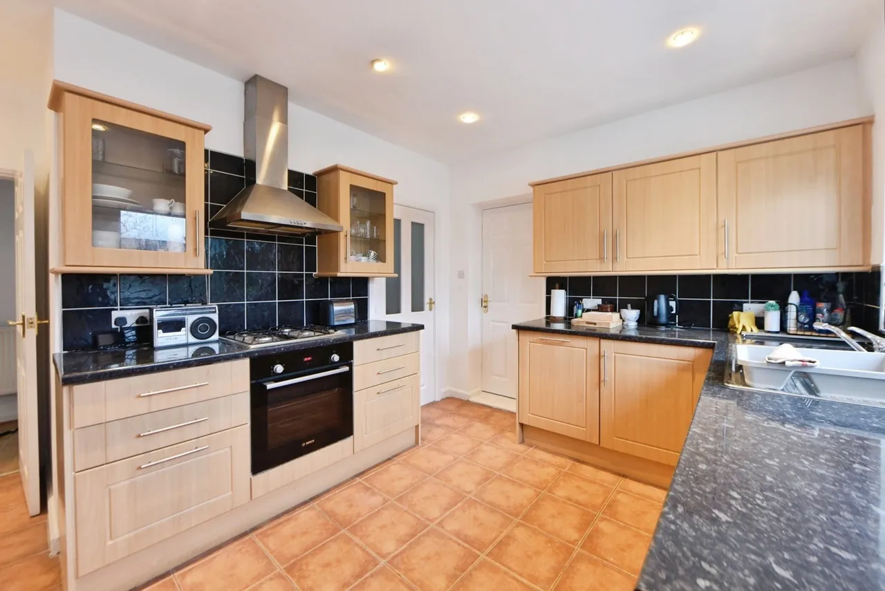 Lower Strines Road, Marple, Stockport, Greater Manchester, SK6, photo 4